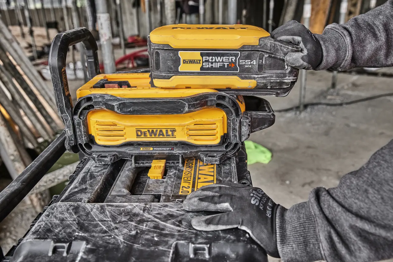 Caricabatterie Rapido DEWALT DCBPSC0550-QW (POWERSHIFT 550W) - immagine 5